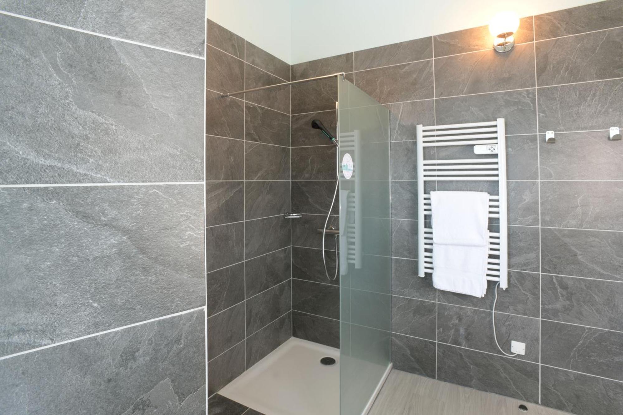 Au Cheval Blanc - Appartement Familial 6P Parking Prive Proche Colmar Centre Екстер'єр фото